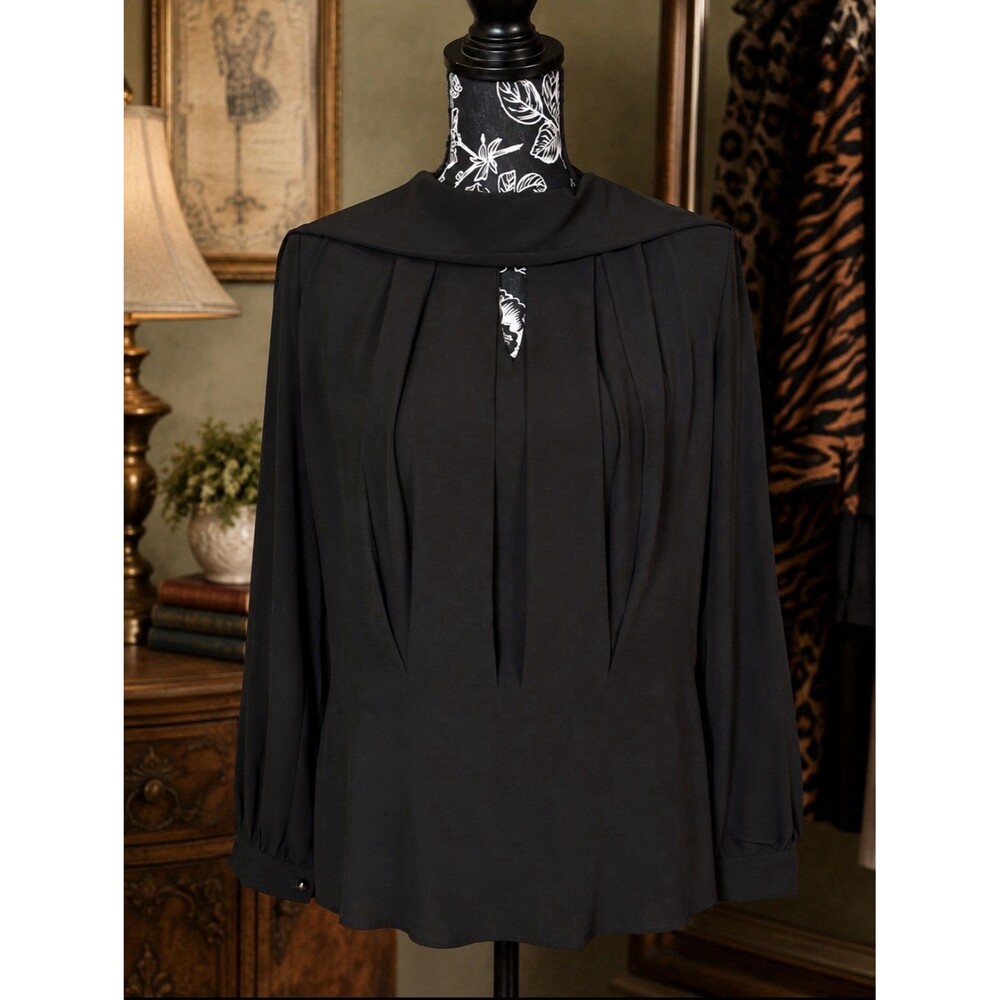 3plus8 Blouse